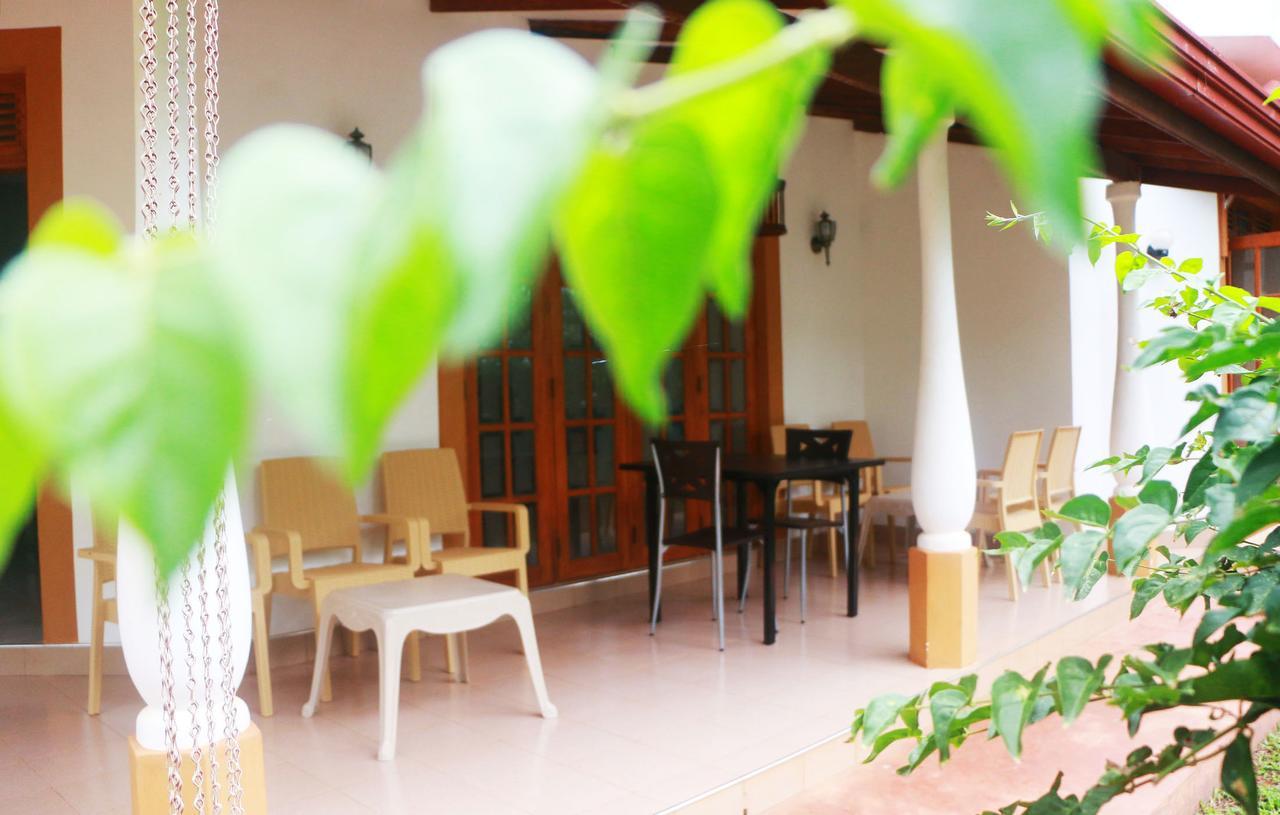 Hotel Las Vegas Anuradhapura Ngoại thất bức ảnh